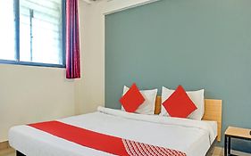 Hotel O Green Leaves